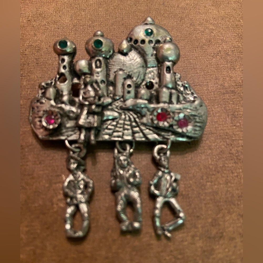 Wizard of Oz pin
